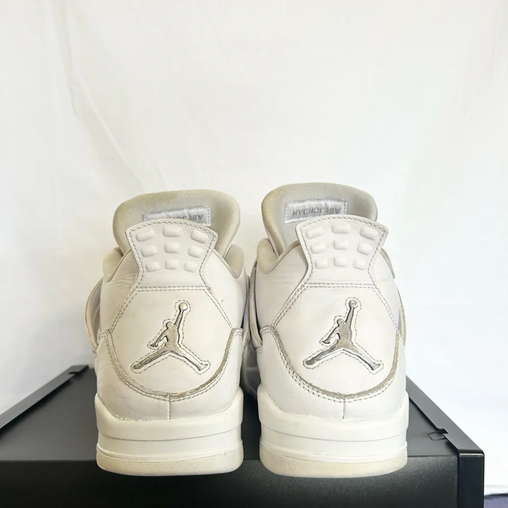 AUTHENTIC Jordan 4 Retro Pure Money size 11.5 308497-100 PRE-OWNED